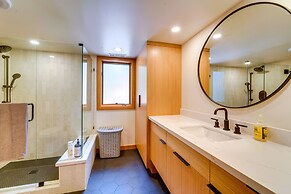 Tahoe Donner Cabin Near Slopes & Lake!