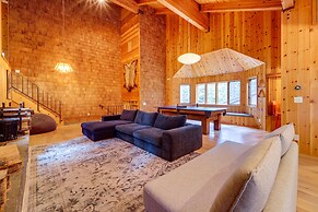 Tahoe Donner Cabin Near Slopes & Lake!