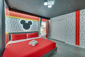 Spacious Kissimmee Oasis w/ Resort-style Amenities