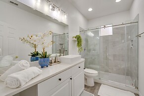 Spacious Kissimmee Oasis w/ Resort-style Amenities