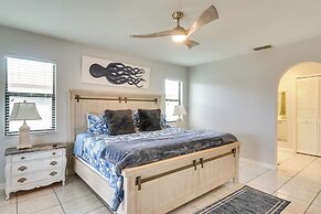 Lanai & Pool: Waterfront Cape Coral Home!