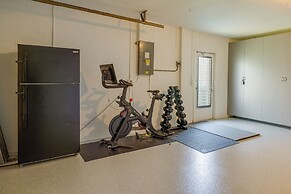 Lanai & Pool: Waterfront Cape Coral Home!