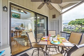Downtown Kailua-kona Condo w/ Pool & Views
