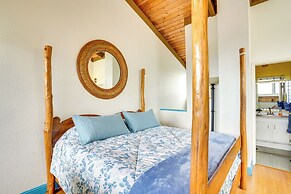 Downtown Kailua-kona Condo w/ Pool & Views