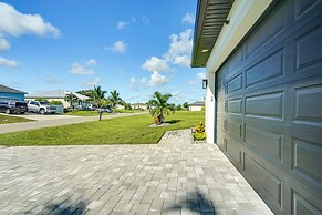 Furnished Lanai & Private Pool: Cape Coral Home