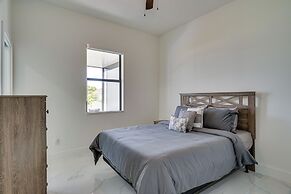 Furnished Lanai & Private Pool: Cape Coral Home