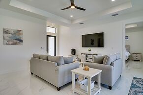 Furnished Lanai & Private Pool: Cape Coral Home