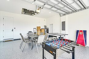 Furnished Lanai & Private Pool: Cape Coral Home