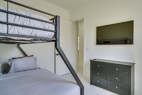 Furnished Lanai & Private Pool: Cape Coral Home