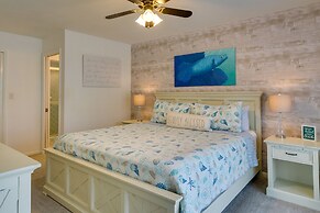 Cape Coral Home w/ Private Heated Pool & Lanai!