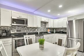 Indian Rocks Beach Retreat: Walk to Beaches!