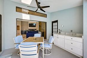 Luxurious Cape Coral Oasis Half Mi to Boat Ramp!