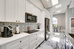 Luxurious Cape Coral Oasis Half Mi to Boat Ramp!