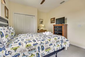 Lanai & Pool: Spacious Villa Near Disney!