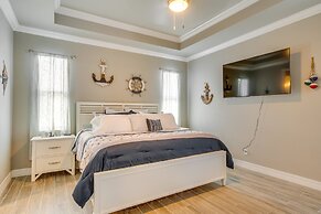 Private Pool & Patio: Waterfront Cape Coral Home