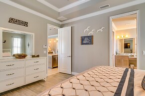 Private Pool & Patio: Waterfront Cape Coral Home