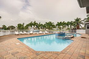 Pool & Boat Dock: Pet-friendly Cape Coral Home