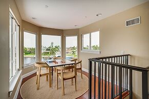 Pool & Boat Dock: Pet-friendly Cape Coral Home