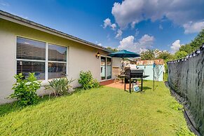 Kissimmee Vacation Rental ~ 6 Mi to Disney!