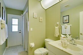 Chic Cape Coral Retreat w/ Pool & Canoe Access