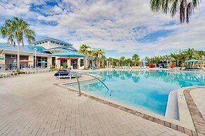 Private Lanai + Resort Perks: Home in Davenport