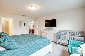 Private Lanai + Resort Perks: Home in Davenport