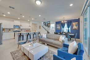 Private Lanai + Resort Perks: Home in Davenport