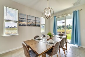 10 Mi to Disney World: Spacious Home w/ Patio!