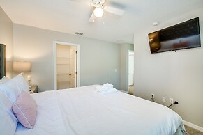 Davenport Family Home w/ Private Lanai & Game Room