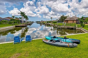 Kayaks & Canal Access: Cape Coral Sanctuary