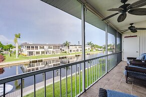 Half Mi to Downtown: Waterfront Cape Coral Condo