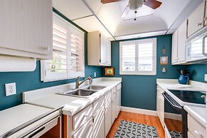 Half Mi to Downtown: Waterfront Cape Coral Condo