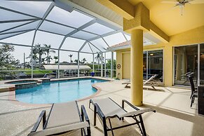 Cape Coral Home on Caloosahatchee River w/ Pool!