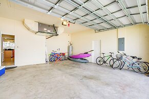 Cape Coral Home on Caloosahatchee River w/ Pool!