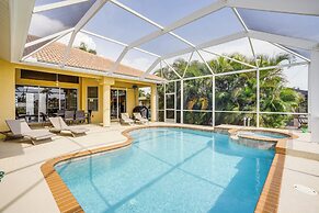 Cape Coral Home on Caloosahatchee River w/ Pool!