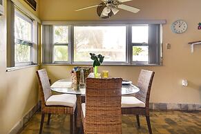 Sunny Florida Escape - Patio & Grill, Near Beaches