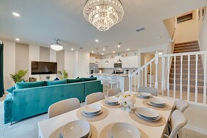 Pet-friendly Townhome w/ Pool, Near Disney World!