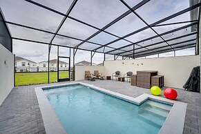 Pet-friendly Townhome w/ Pool, Near Disney World!