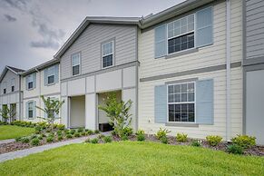 Pet-friendly Townhome w/ Pool, Near Disney World!