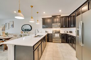 10 Mi to Disney: Luxe Davenport Condo