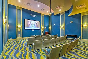10 Mi to Disney: Luxe Davenport Condo