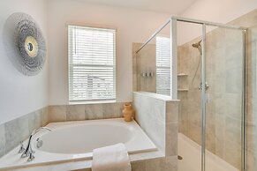 10 Mi to Disney: Luxe Davenport Condo