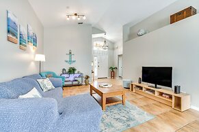 10 Mi to Disney: Home w/ Spa & Heated Pool!