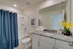 Orlando Area Getaway ~ 17 Mins to Theme Parks!