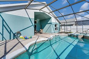 4 Mi to Disney: Home w/ Heated Pool in Kissimmee!