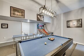 Luxe Davenport Home: Private Pool, Resort Perks!