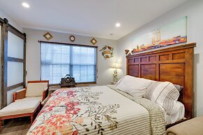 9 Mi to Disney World: Townhome w/ Pool Access!