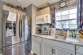 9 Mi to Disney World: Townhome w/ Pool Access!