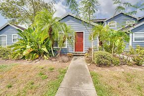 9 Mi to Disney World: Townhome w/ Pool Access!