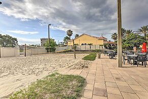 Davenport Resort Townhome Rental: 9 Mi to Disney!